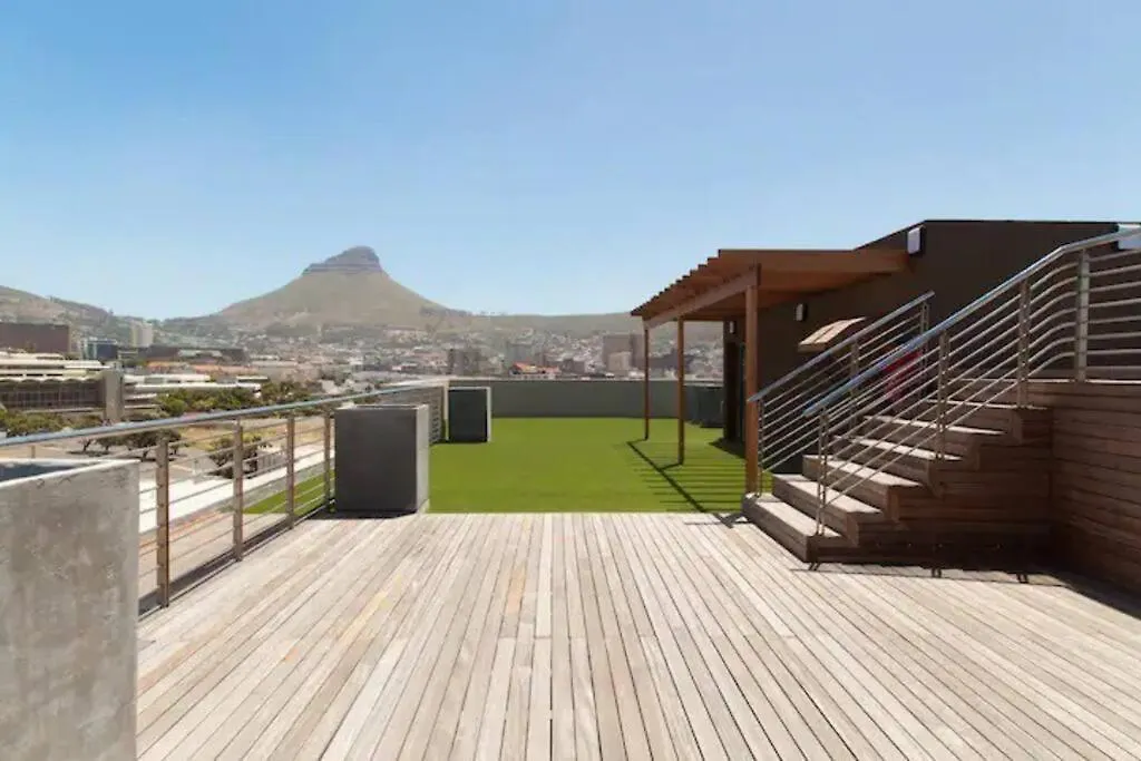Modern 2 Bedroom Apartment In Chapel Towers - Beautiful Table Mountain View Cape Town 0*,  South Africa